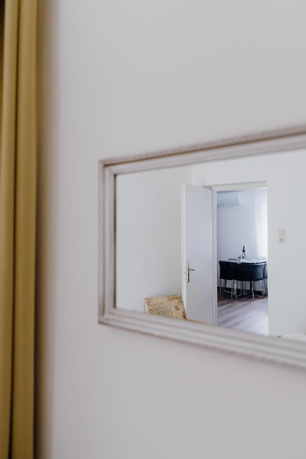 Nyirfa Apartment *